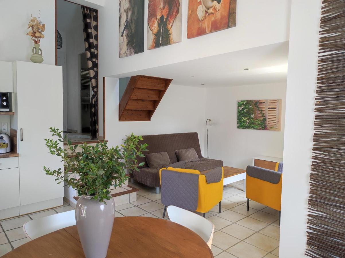 Villa Les Aludes La Destrousse Esterno foto